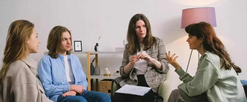 Terapia de grupo para niños, adolescentes y adultos en Valladolid